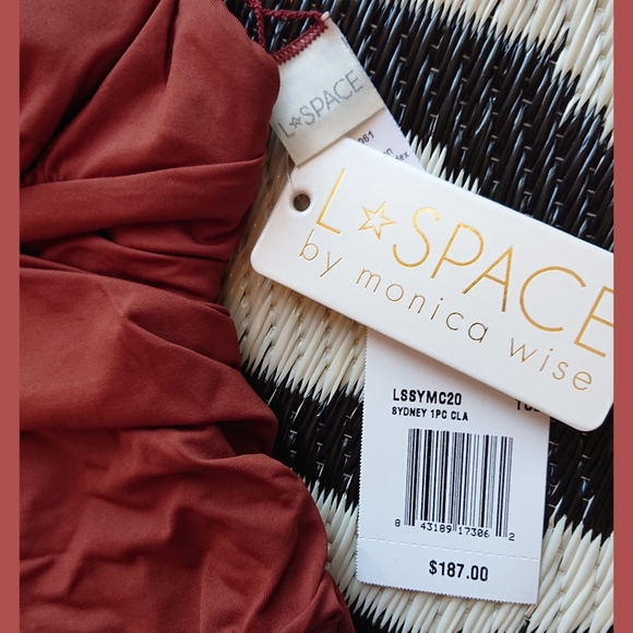 L*Space Sydney One Piece Classic Swimsuit - Picture 11 of 12